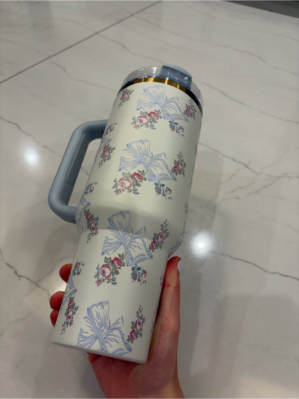 LOVE SHAK FANCY x STANELY water bottle - Picture 3 of 6
